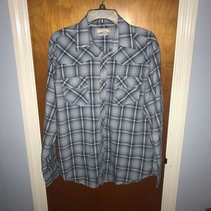 LIKE NEW! Wrangler Wrancher long sleeve shirt
